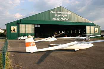 Le Hangar Pégoud